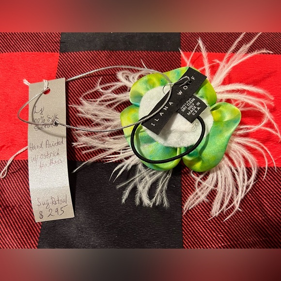 NWT Ilana Wolf 100% silk hand painted hair piece with ostrich feathers! main image 4